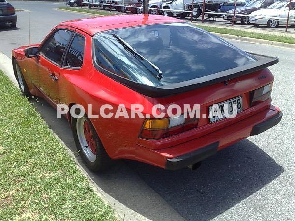 Porsche 944 
