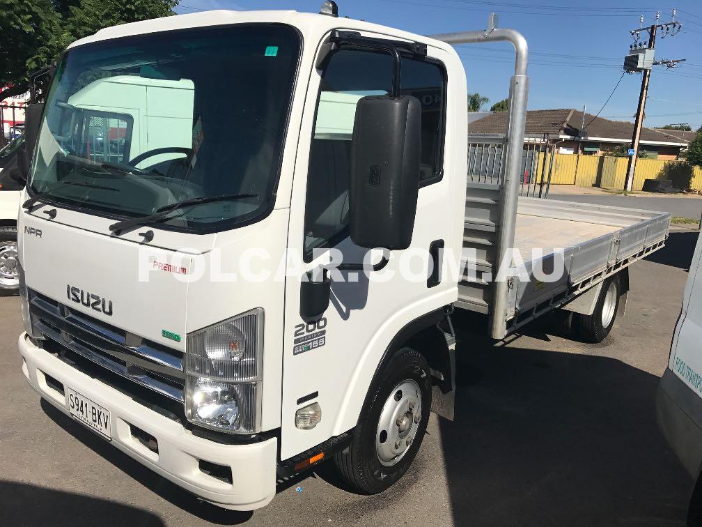 Isuzu NPR200 Cab-Chassis Utility