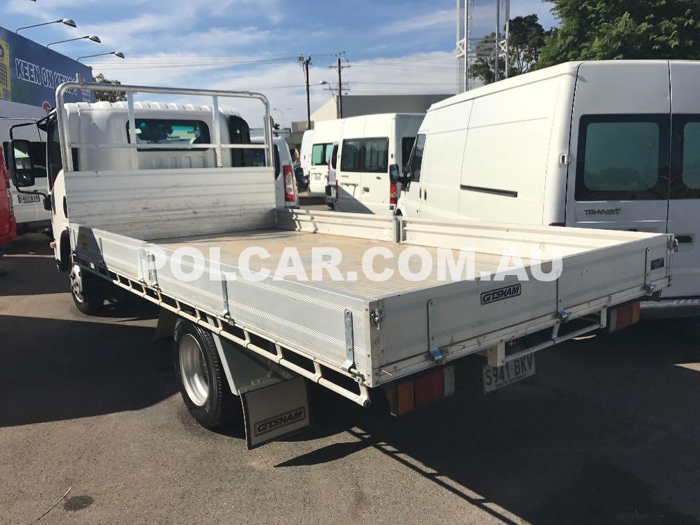 Isuzu NPR200 Cab-Chassis Utility