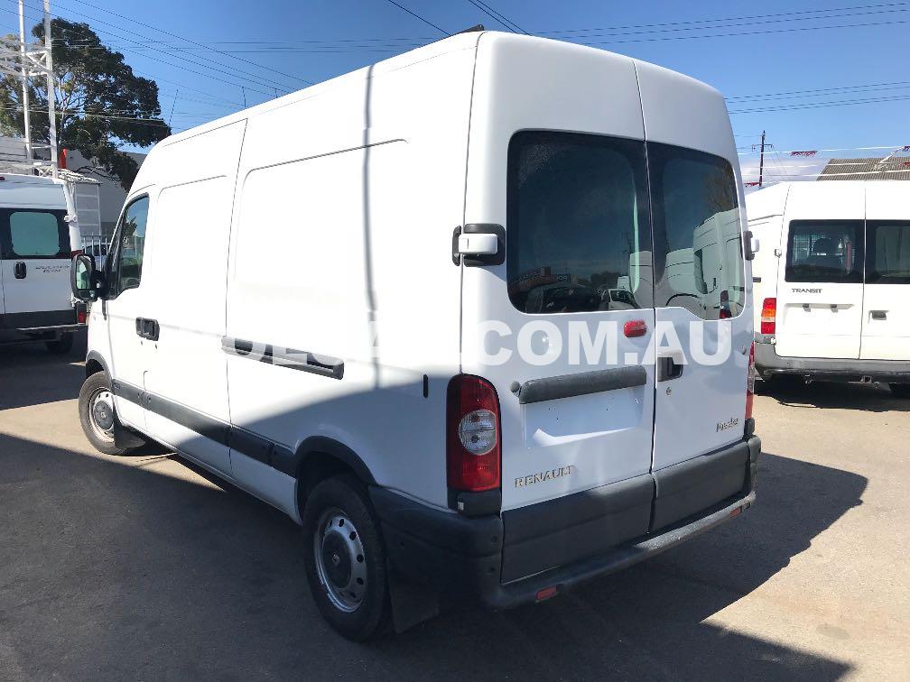 Renault Master DCi120