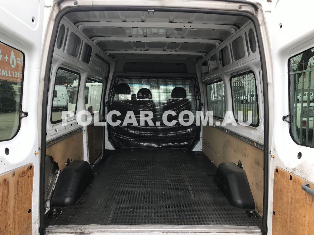 Ford Transit T330 VM Mid Roof MWB