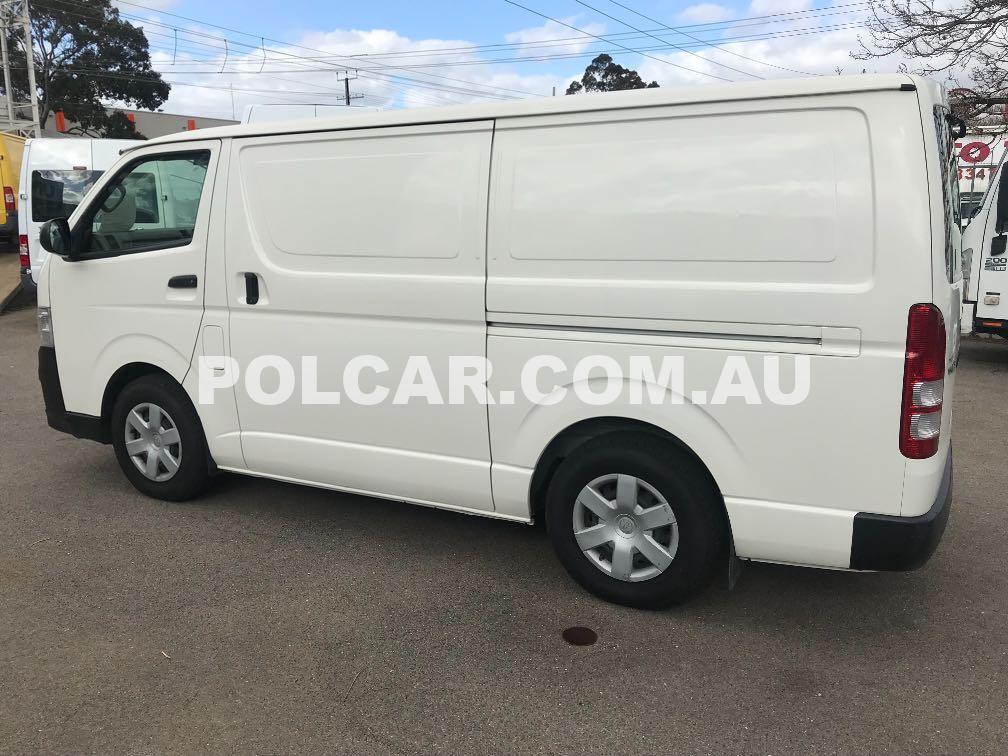 Toyota Hiace LWB KDH201R Van