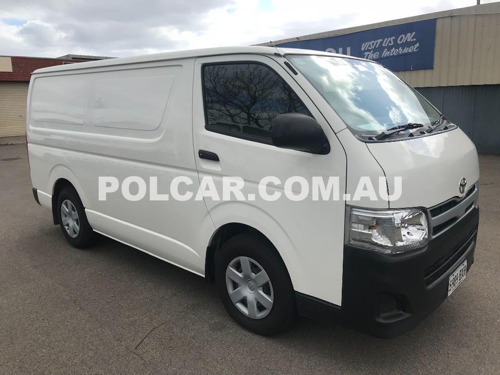 Toyota Hiace LWB KDH201R Van