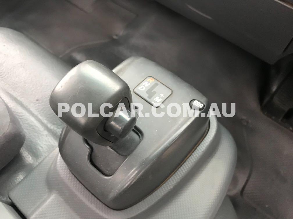 Isuzu NPR200 Medium AMT Cab-Chassis Traytop