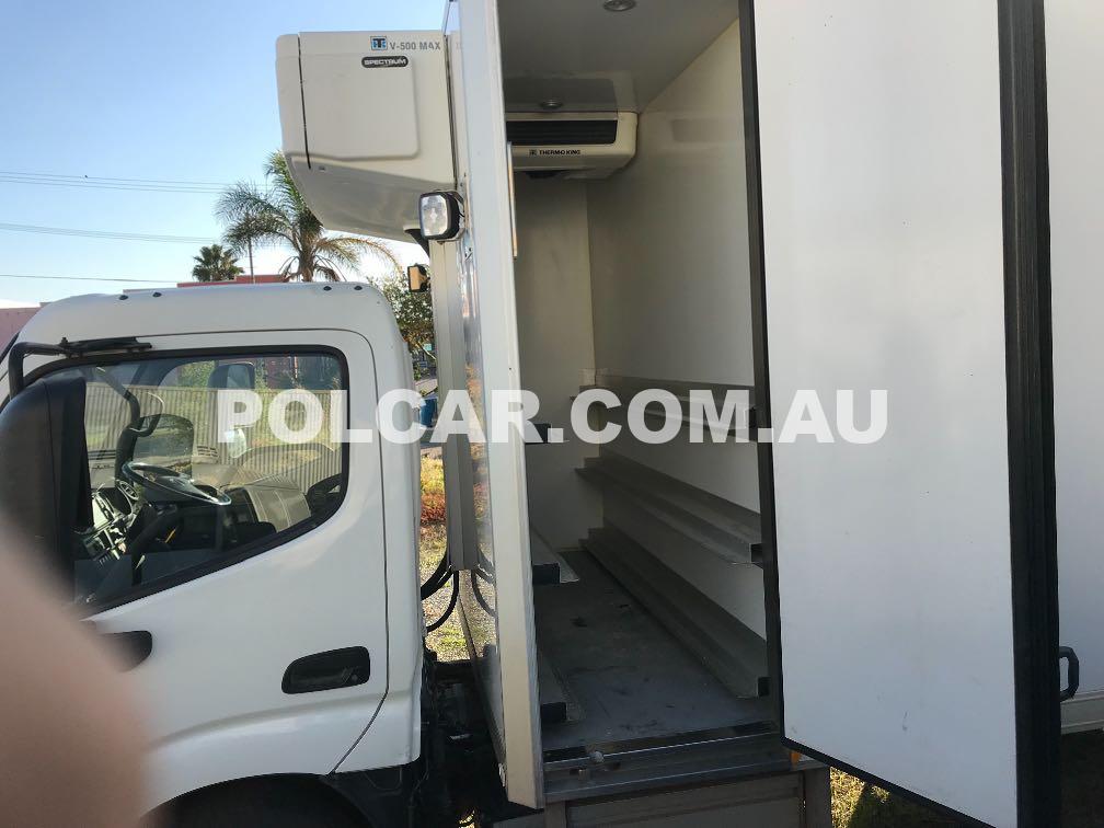 Hino 300 616 Refrigerated